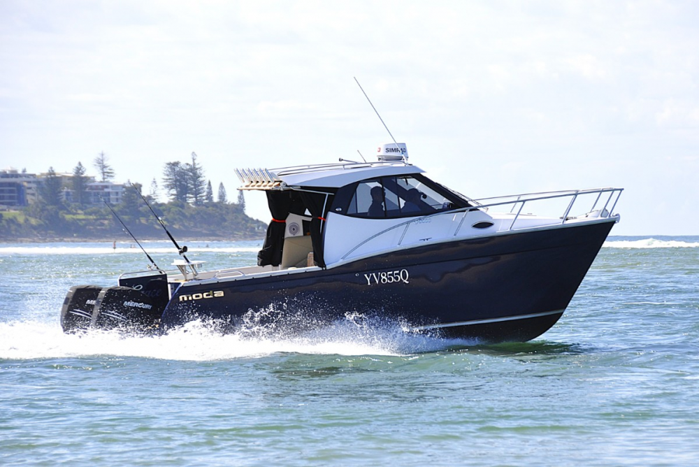 Moda C-8000 Catamaran Review